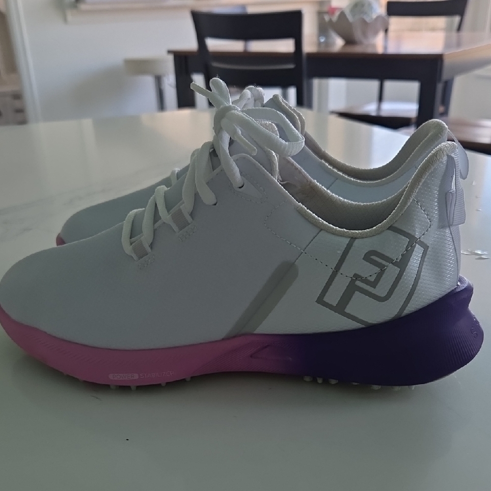 FootJoy White and Pink Women's Golf Shoes - Picture 2 of 6